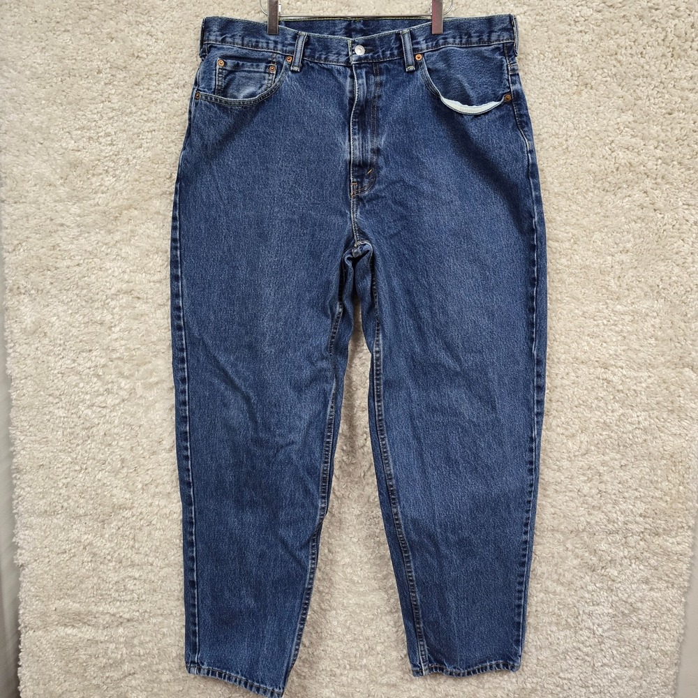 Levi's 560 Mens Relaxed Fit Medium Wash Jeans Size 38x32 (fits 37x31.5) Classic